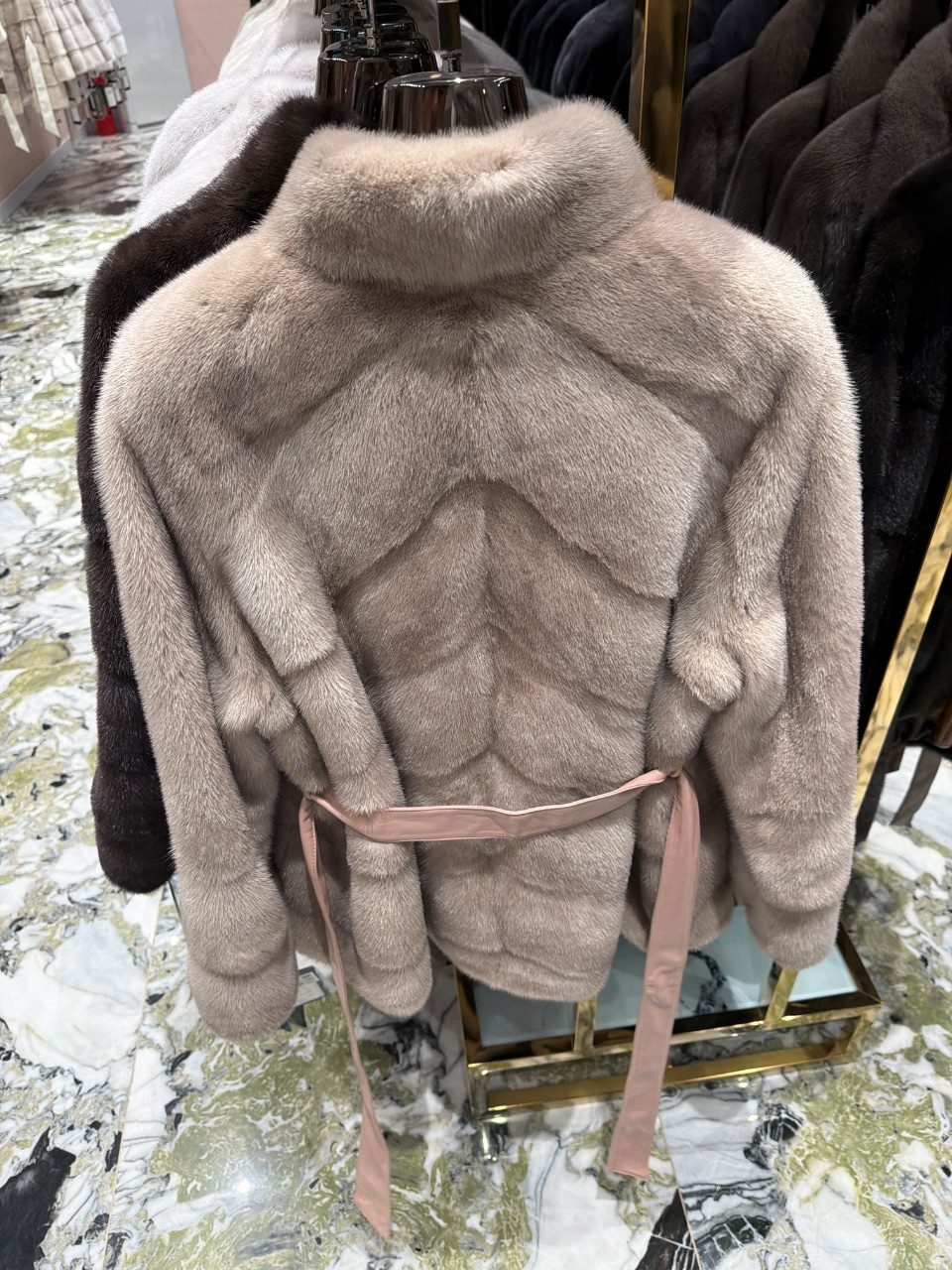stoyka yoqa belboli fason